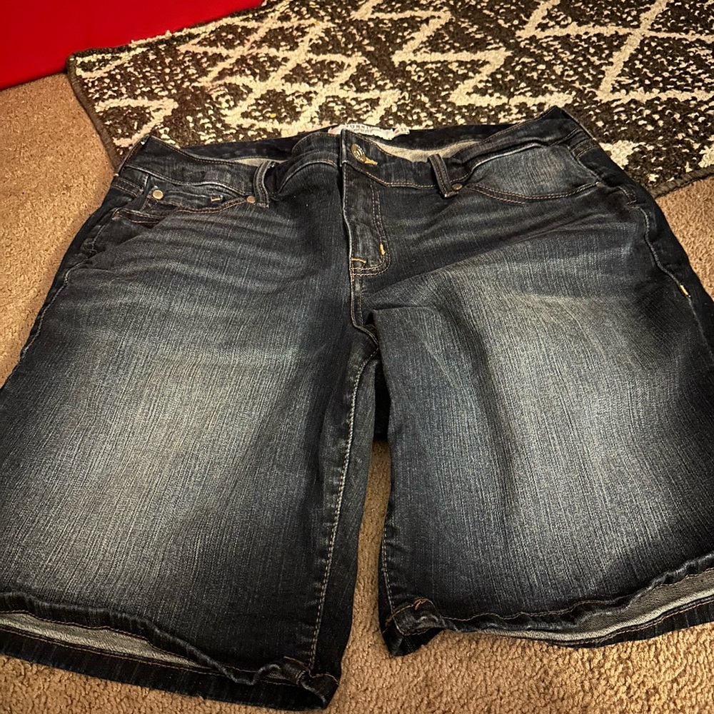 Gently used Torrid size 16 Bermuda shorts.